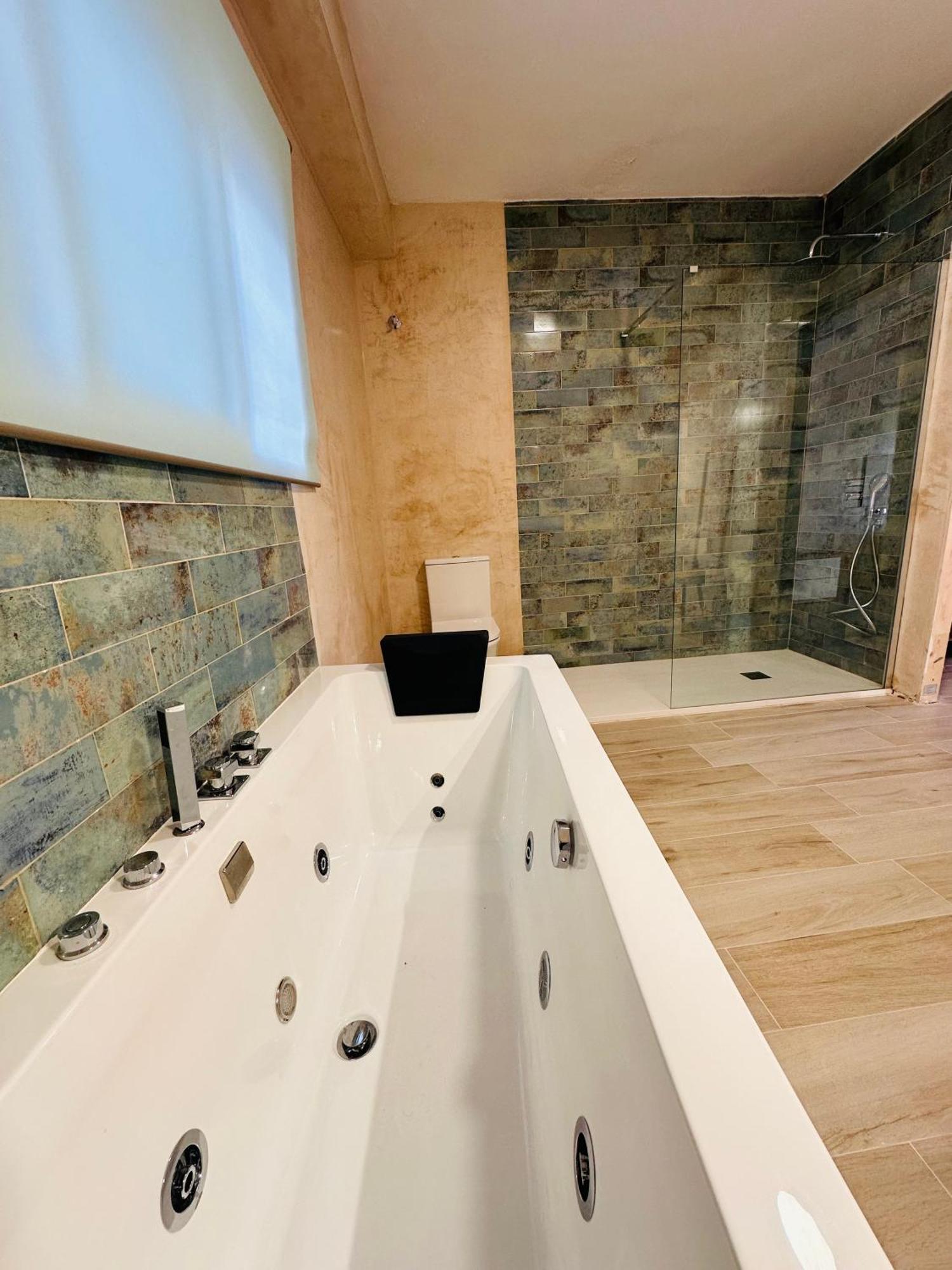 Cherry Jacuzzi Apartment Ronda Zewnętrze zdjęcie